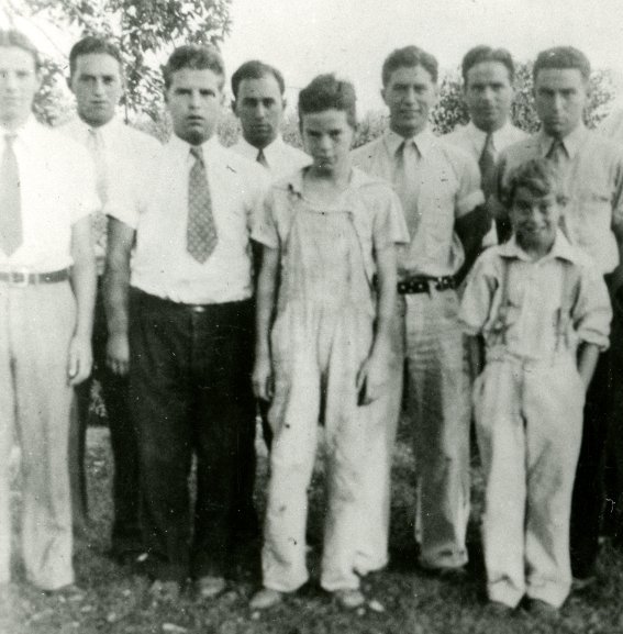 Dick, Chase, Bob, Harold, Glen, Bill, LeGrand, Calvin, and Joe, sons of Parker and Katie Pratt